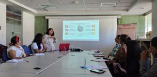 Imparten taller de feminización del cuidado a personal de la Secretaría de Administración