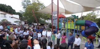 Florecen parques para la niñez en colonias populares de Oaxaca