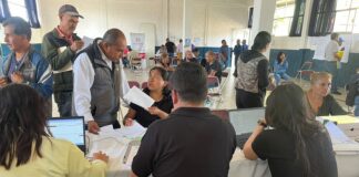 Acercan trámites y servicios a personas concesionarias de transporte público en la Mixteca