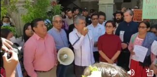 Artesanos protestan para exigir espacios para expo venta