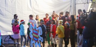 Abren al público la pista de hielo y el Pueblo Mágico Oaxaqueño