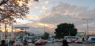 Con bloqueo en Símbolos Patrios, colonos reclaman agua