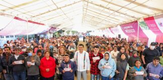 Entrega Salomón Jara primeras tarjetas de pensión para personas con discapacidad de 0 a 64 años