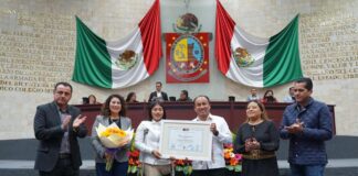 Reconoce Congreso a paraciclista oaxaqueña