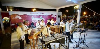 Disfrutan familias oaxaqueñas de actividades del Festival Navideño 2023