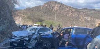Dos personas muertas, saldo de fuerte accidente en el Istmo