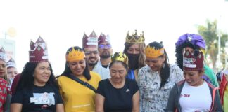 Niñas, niños, adolescentes y sus familias disfrutan de la Diverti Reyes en la calzada Porfirio Díaz