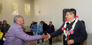 Anuncian inversión para obras educativas, campo y alimentación en San Juan Evangelista Analco