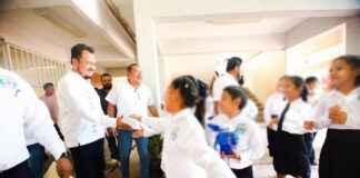 Sin contratiempos retornan a clases estudiantes de nivel básico