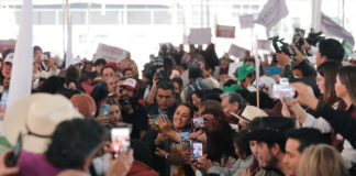 Claudia Sheinbaum arranca el 2024 junto a más de 80 mil personas en cuatro estados y la Ciudad de México