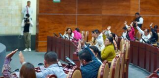 Exhorta Congreso a aplicar la ley que prohíbe tránsito de mototaxis en carreteras estatales y federales