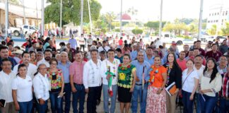 Trabajan en unidad Gobierno del Estado y Nejapa de Madero para sacar del rezago a la población