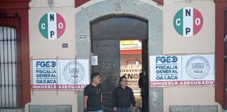 Mandan a la calle a Paco Villarreal y la CNOP, los sacan del edificio.
