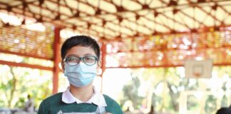 Reciben lentes gratuitos 733 estudiantes de educación básica de Tuxtepec