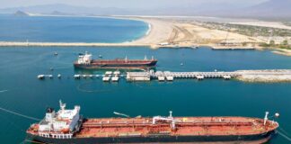 Rompeolas de Salina Cruz, posiciona a Oaxaca en el mundo: Sergio López