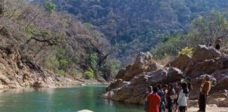 Fallece turista en río de la Sierra Sur