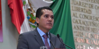 DETRÁS DE LA NOTICIA: Exhorta Lalo Rojas a la SICT a evitar más accidentes en Barranca Larga