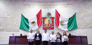 Asiste Gobernador de Oaxaca a Primer Informe de la DDHPO