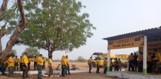 Entregan insumos a personas combatientes del incendio en los Chimalapas