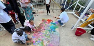 Celebran a niñas y niños en el Cuartel de la Policía Estatal