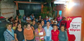 Es tiempo de las mujeres: Jocabed Betanzos con vecinas de Trinidad Viguera