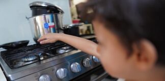 Instan a extremar medidas de prevención para evitar quemaduras en infantes