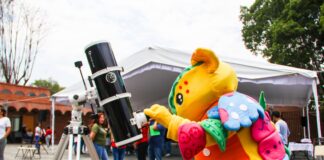 Eclipse solar total maravilla a la niñez y adolescencia de las casas hogar del DIF Oaxaca