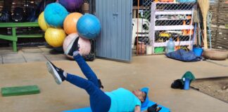 Espacios públicos contribuyen al sano esparcimiento de personas adultas mayores