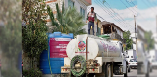 Con #AguaParaTodos se abastece vital liquido a colonias de Oaxaca