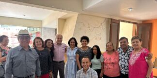 Gana Larrazábal respaldo ciudadano sin colores ni partidos