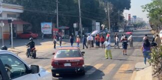 Colonos de Santa Rosa bloquean carretera en demanda de agua potable