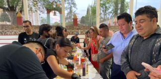 Jóvenes de San Lorenzo Cacaotepec culminan capacitación para el trabajo