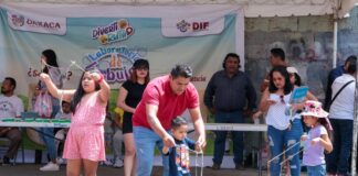 Niñas, niños y adolescentes disfrutan de la Diverti Ruta al lado de sus padres