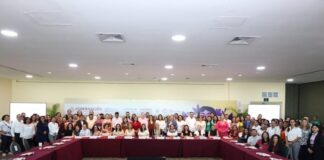 Expone Secretaría de las Mujeres nuevo modelo de atención a las oaxaqueñas en encuentro regional