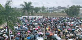 Protestan padres de familia para exigir retiro de basurero en Tlalixtac