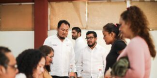 Concluye en Costa e Istmo la entrega de apoyos para uniformes escolares