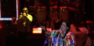 Cautiva el Conjuro de Lila Downs en el Auditorio Guelaguetza