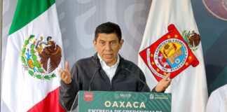 Entregan las primeras credenciales a personas beneficiarias del programa IMSS-Bienestar en Oaxaca