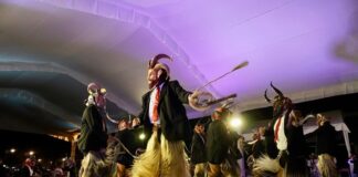 Admiran cientos de personas el tercer encuentro de Expresiones Artísticas y Culturales, Guelaguetza 2024