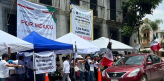 Trabajadores del Poder Judicial en Oaxaca mantienen protesta contra Reforma de AMLO