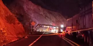 Realiza FGEO trabajos periciales por accidente ocurrido en autopista Oaxaca- Cuacnopalan; confirman fallecimiento de cuatro personas