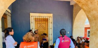 Brinda Gobierno de Oaxaca asistencia humanitaria a caravana de migrantes