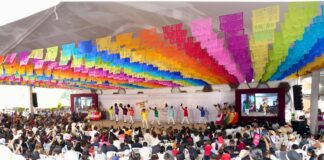 Con gran alegría y color celebran la Guelaguetza Ní Wan do’o en la Sierra Sur