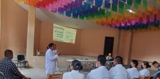 Capacitan a habitantes de Sola de Vega en el combate al dengue