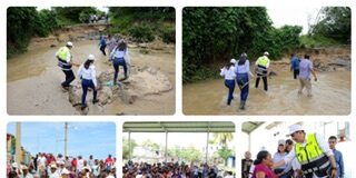 Cruzando ríos a pie, llega Salomón Jara a Santiago Tapextla municipio que quedó incomunicado por “John”