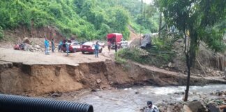 Cerrada carretera a la Costa, tramo San Gabriel Mixtepec–Santa María Mixtepec
