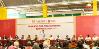 Recibe San Mateo Etlatongo inversiones en programas sociales y obra pública