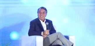 Emilio Azcárraga deja la presidencia de Televisa en plena investigación por supuestos sobornos a la FIFA