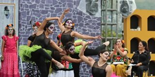 Presentan “Muerteada de Cuentos” en Plaza de la Danza