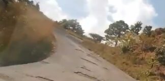 Carretera a Putla de Guerrero en el olvido
